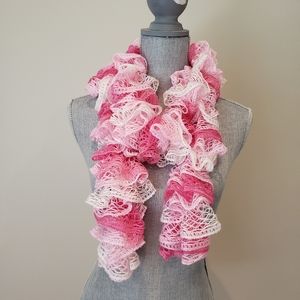 Women's pink and white ombre scarf